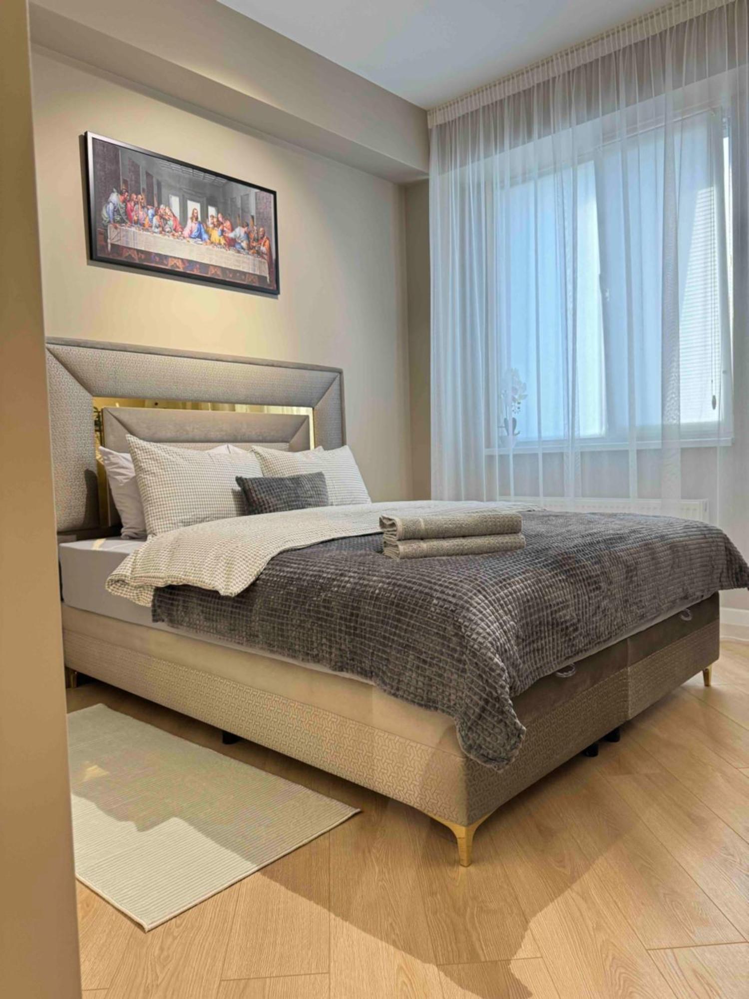 Rentnow Modern Business Apartment With 3 Bedrooms In Centre คีชีเนา ภายนอก รูปภาพ