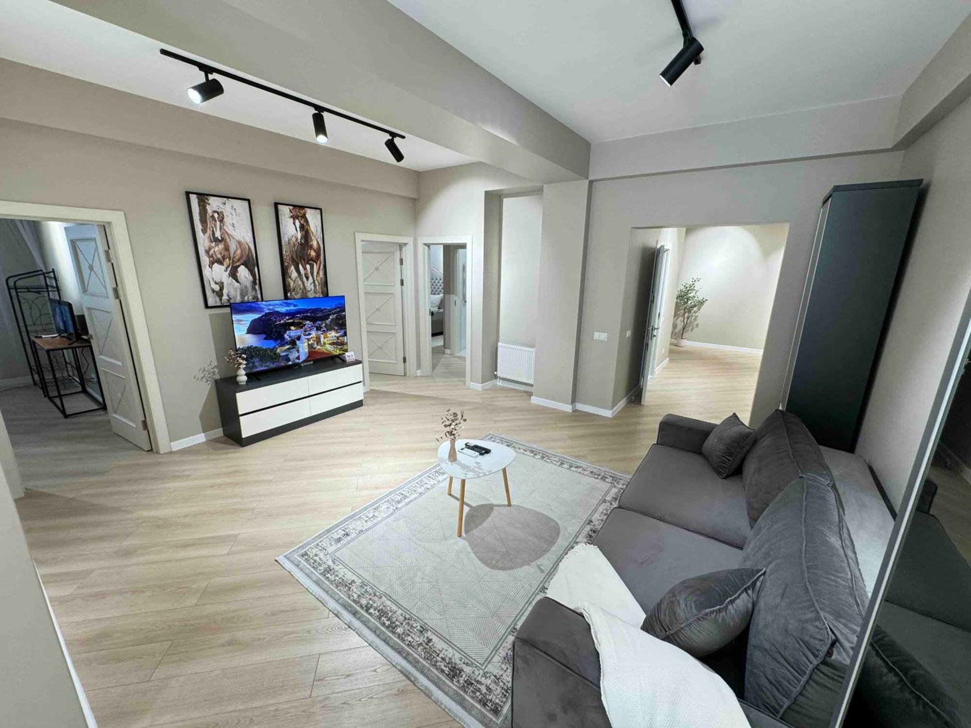 Rentnow Modern Business Apartment With 3 Bedrooms In Centre คีชีเนา ภายนอก รูปภาพ