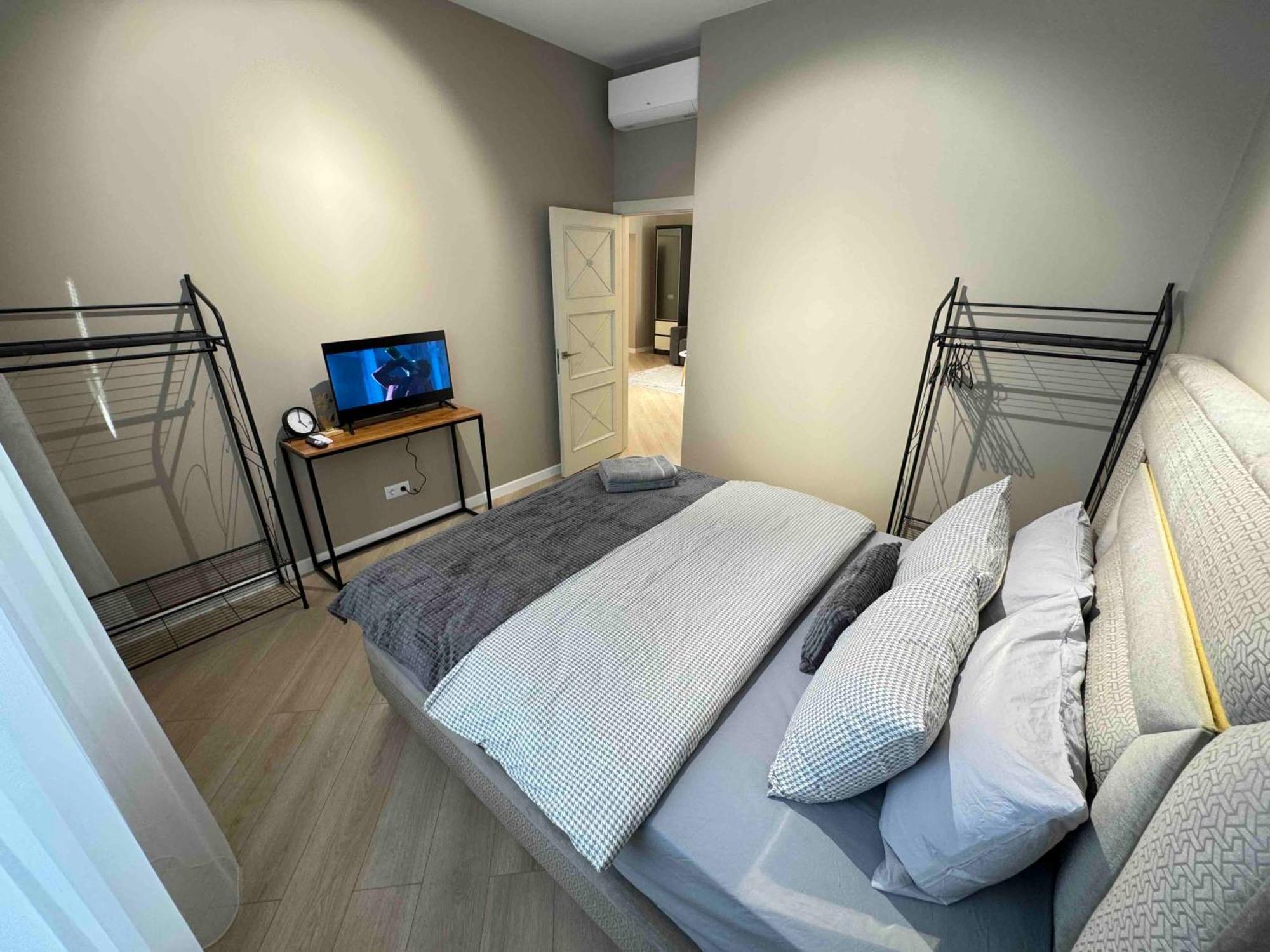 Rentnow Modern Business Apartment With 3 Bedrooms In Centre คีชีเนา ภายนอก รูปภาพ