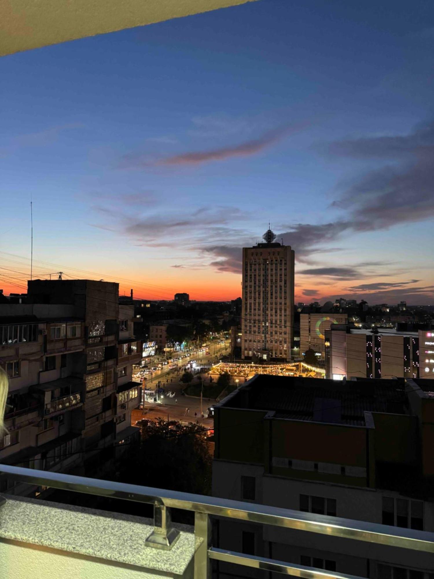 Rentnow Modern Business Apartment With 3 Bedrooms In Centre คีชีเนา ภายนอก รูปภาพ