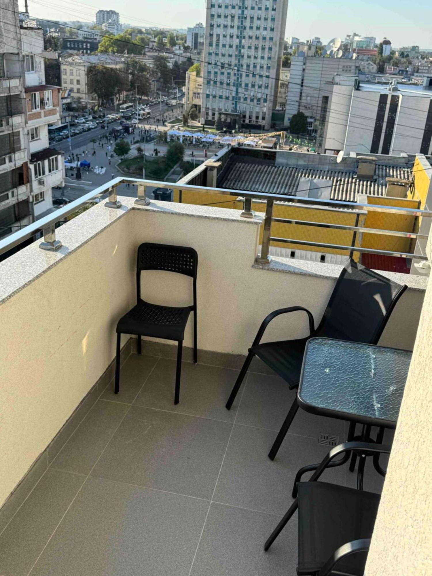 Rentnow Modern Business Apartment With 3 Bedrooms In Centre คีชีเนา ภายนอก รูปภาพ